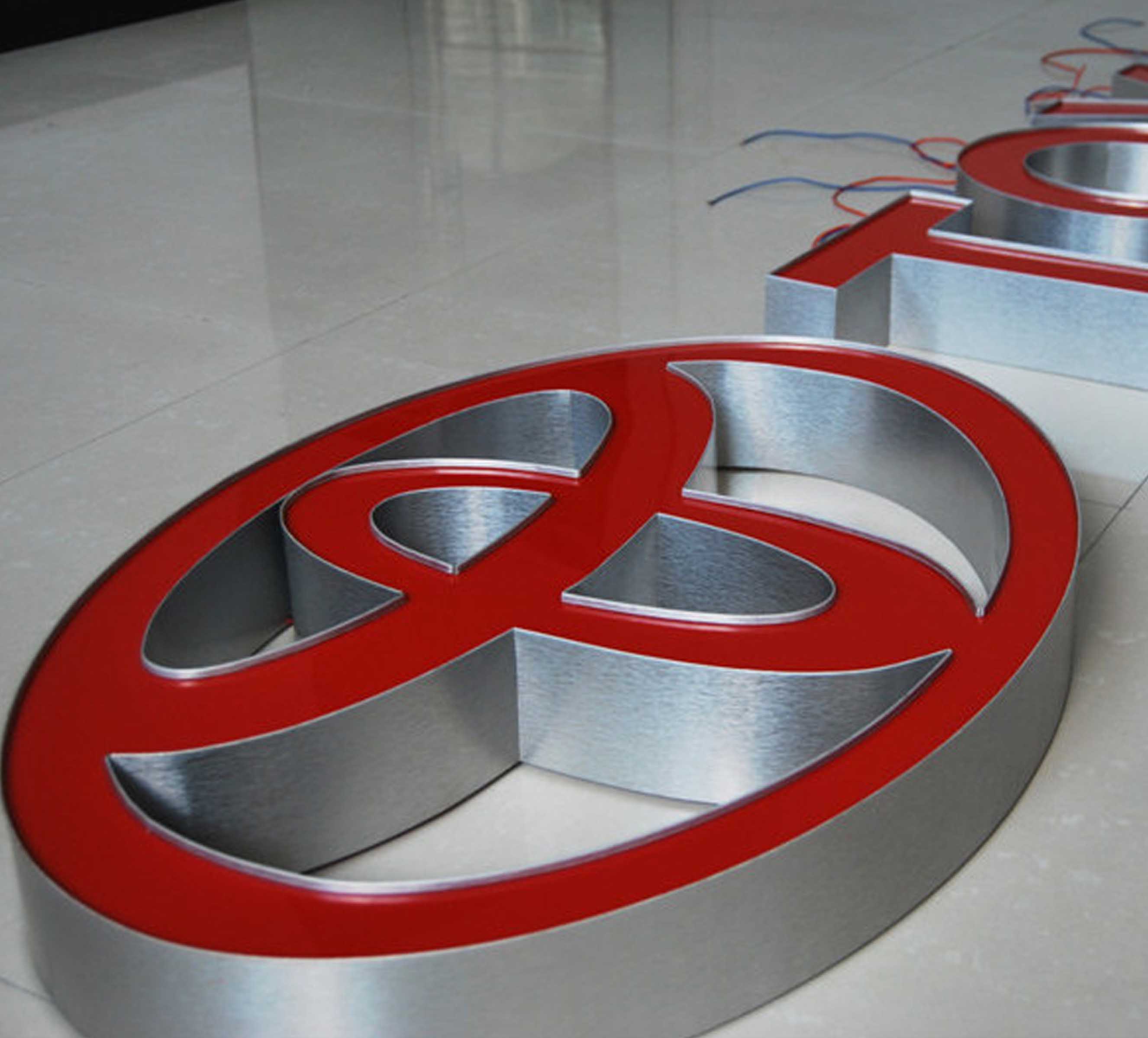 3D signage company in Dubai